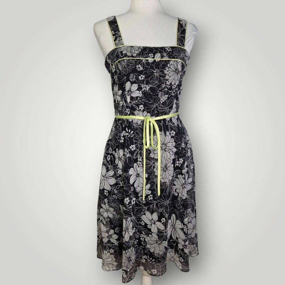 Vintage Y2K Black White Floral Sleeveless Dress Size 5/6